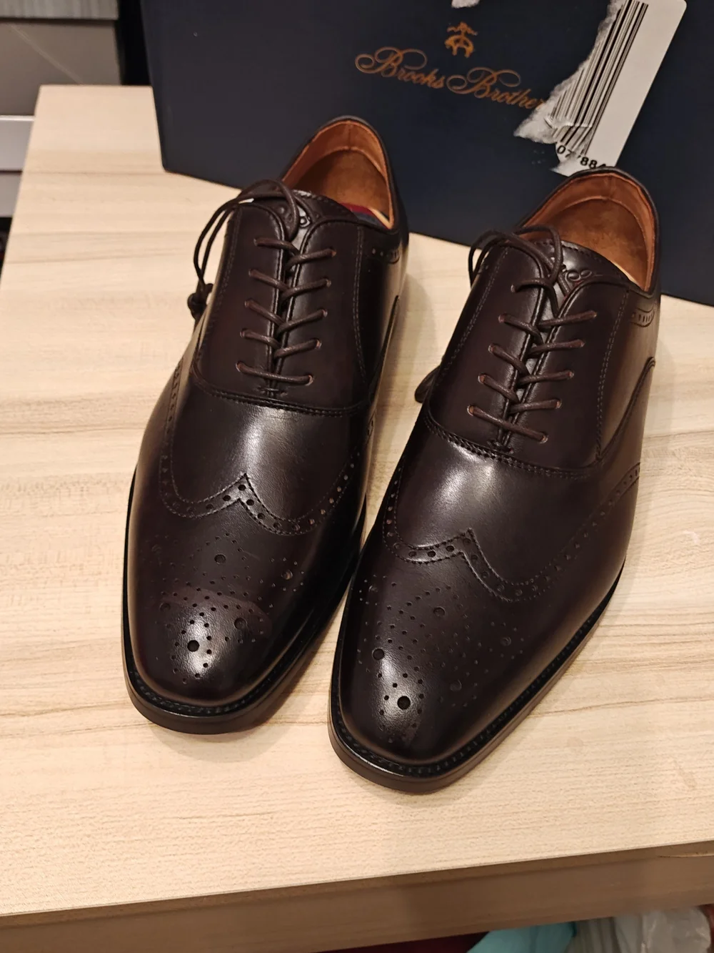 Brooks Brothers Dark Brown Leather Wingtip Oxfords 8